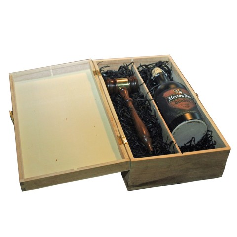 Stoere geschenkdoos met Bier en Voorzittershamer.